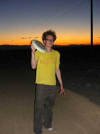 Out of Vegas and a quick stop for desert frisbee.