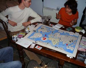 Illaria tries, without success, to get Tom to stop fighting over Italy.