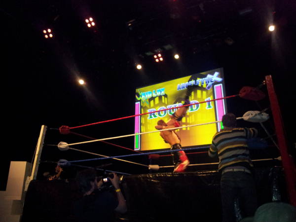 Dutch pro-wrestling in a real-life Streetfighter-stylee